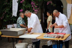Sapore e tradizione, ecco Sua Maestà il salame di Montisola
